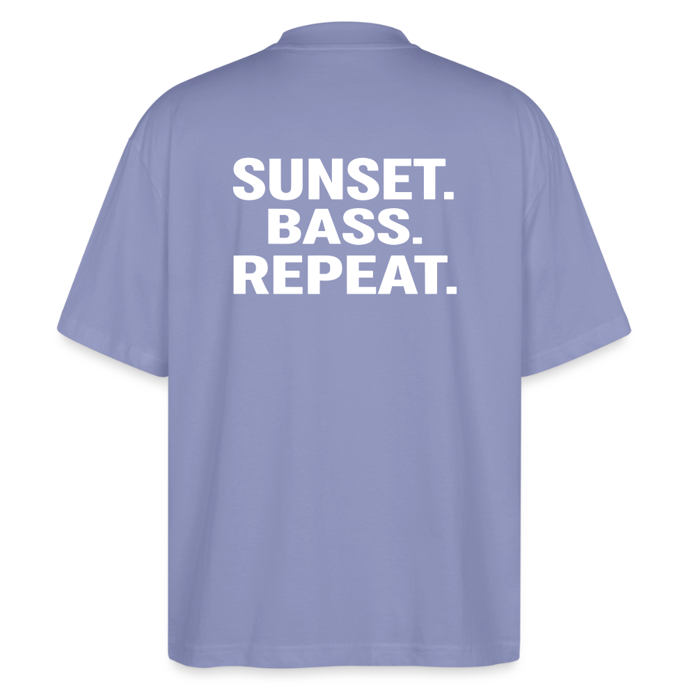 Oversized Unisex T-shirt - Sunset Bass Repeat - Violett